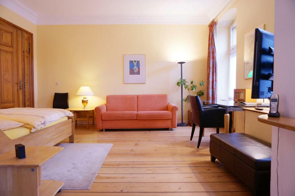 EigenArt Appartement Berlijn Buitenkant foto