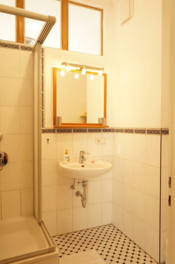 EigenArt Appartement Berlijn Buitenkant foto