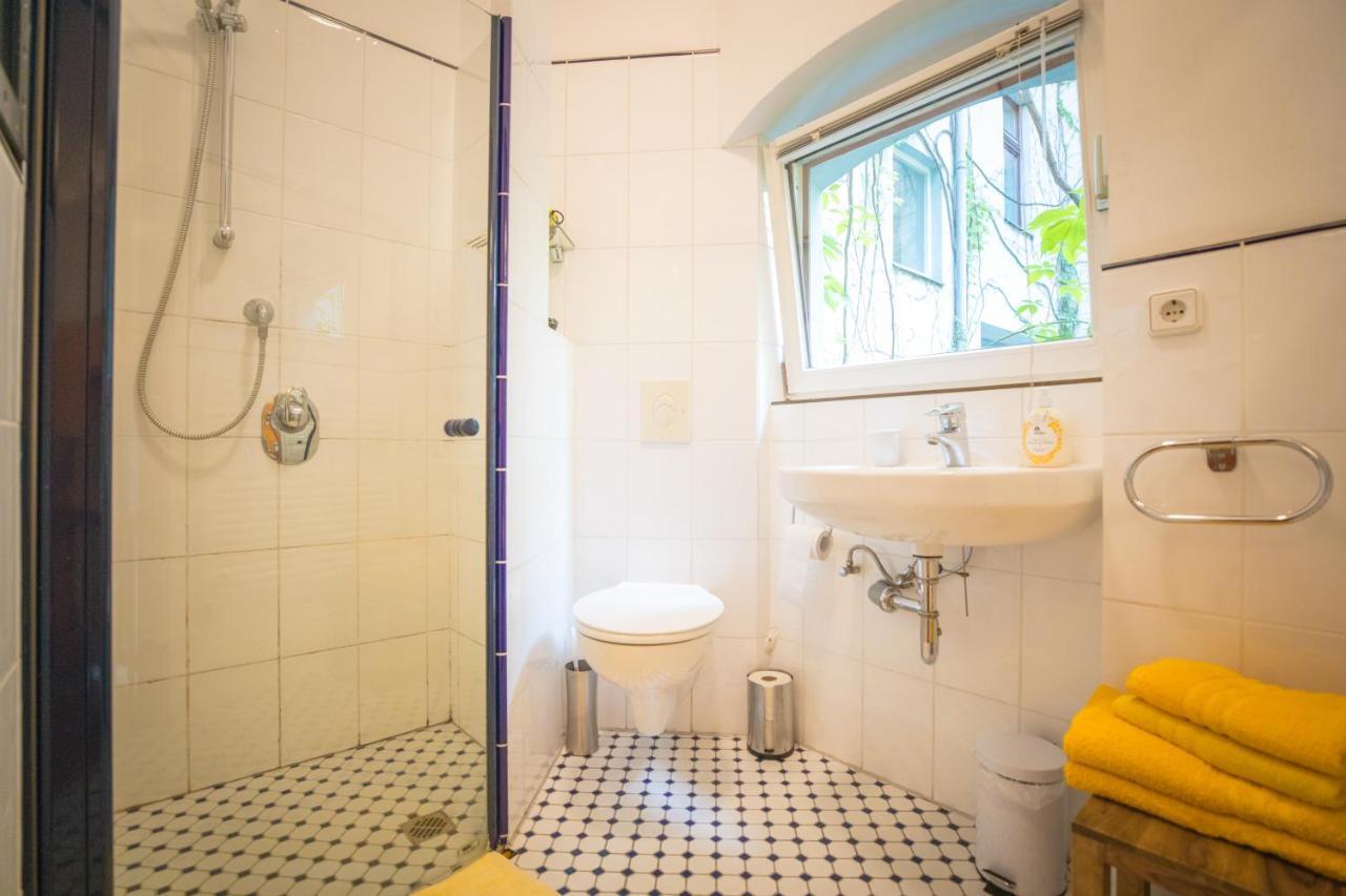 EigenArt Appartement Berlijn Buitenkant foto