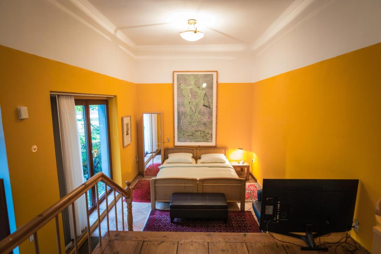 EigenArt Appartement Berlijn Buitenkant foto